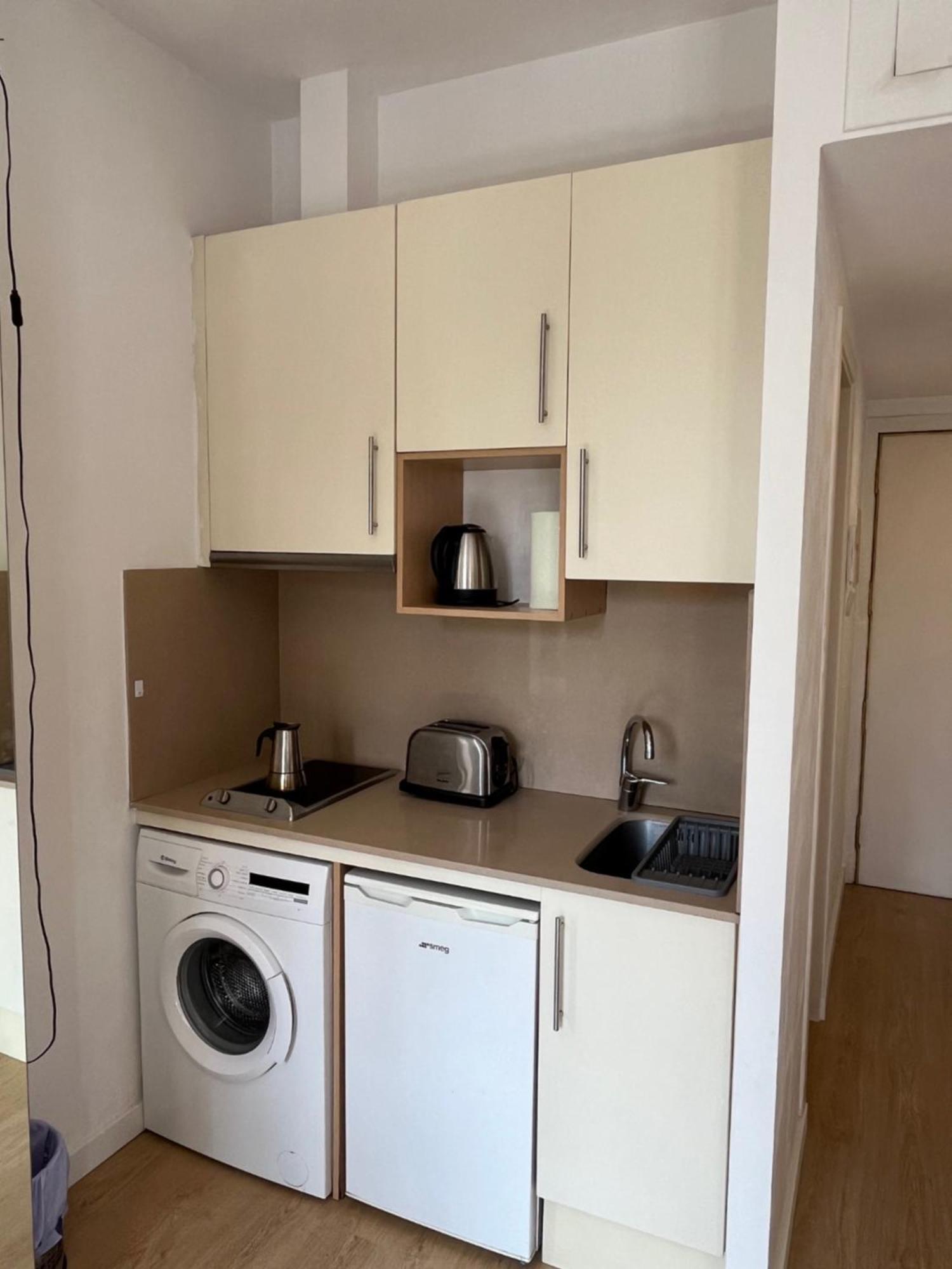 By Sants Market Apartment Barcelona