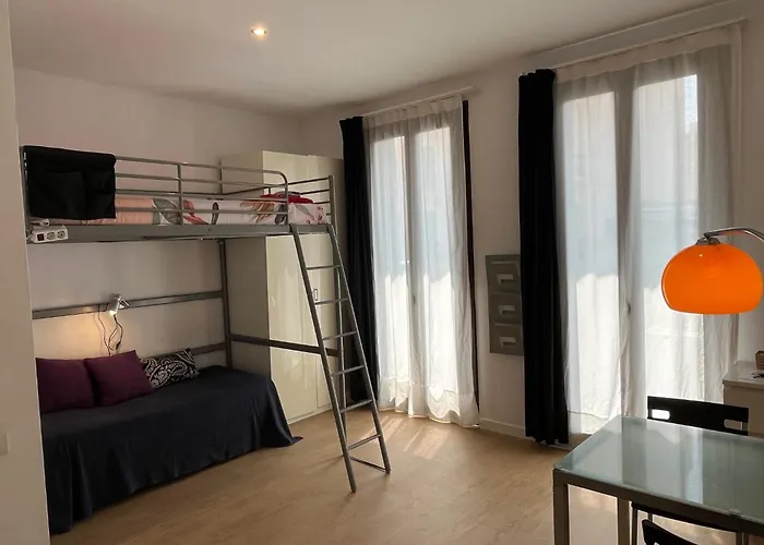 Studio By Sants Market